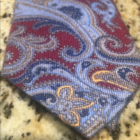 Wool and silk tie from Italy; excellent condition - Picture 2 of 6